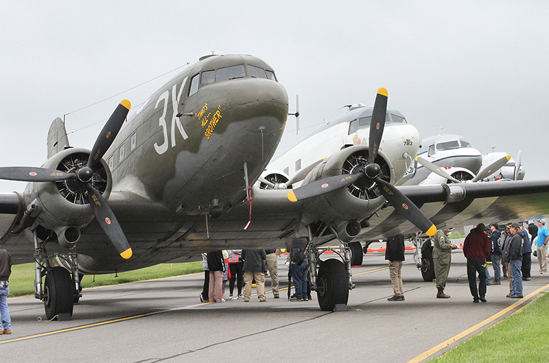 D-Day Dakotas and WWII Re-enactors : Richard Moore : Photographer : Photojournalist